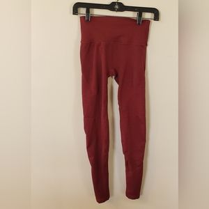 Alphalete Women's Athletic Leggings in Wine Size Small